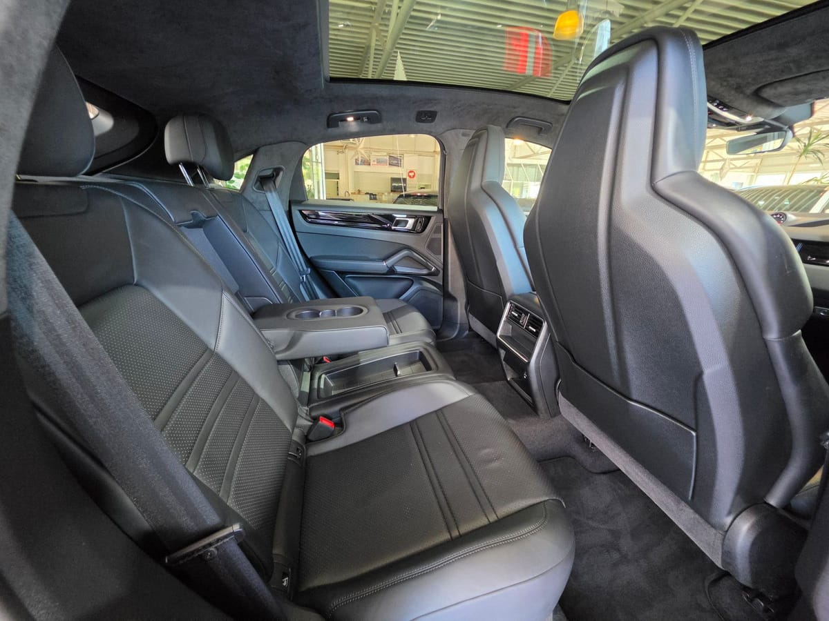 Porsche Cayenne Coupe 22 ZOLL 360° PANO 1. HAND LED LUFT foto 18