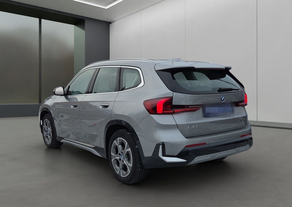 BMW iX1 eDrive20 xLine ELEKTRO LED NAVI LEDER AHK foto 13