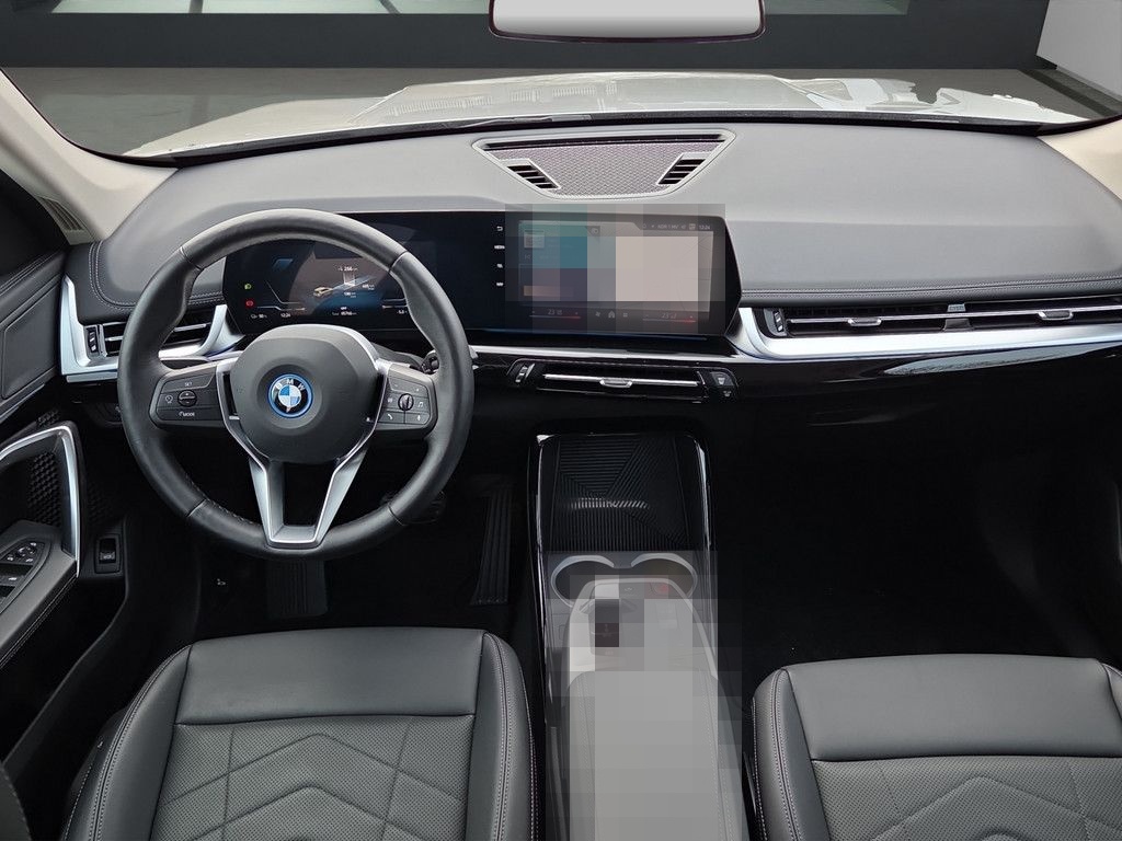 BMW iX1 eDrive20 xLine ELEKTRO LED NAVI LEDER AHK foto 7