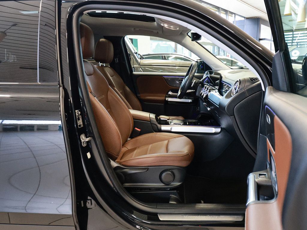 Mercedes-Benz GLB 220 d 4M AMG Sport AHK Standhz. Abstandstemp foto 4