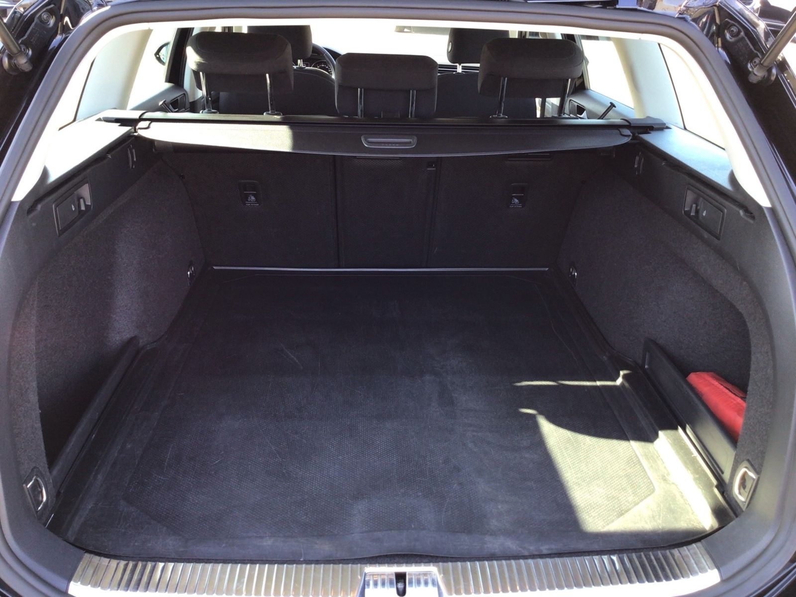 Volkswagen Passat Variant 2.0 TDI DSG +LED +ACC +RKAM +NAVI foto 15