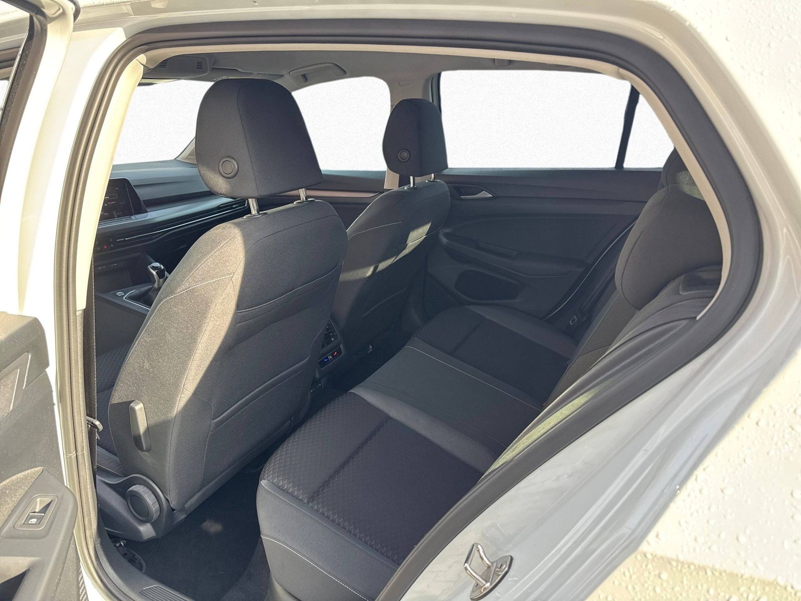 Volkswagen Golf VIII Active 1.5 TSI 6-Gang AHK KAMERA foto 13