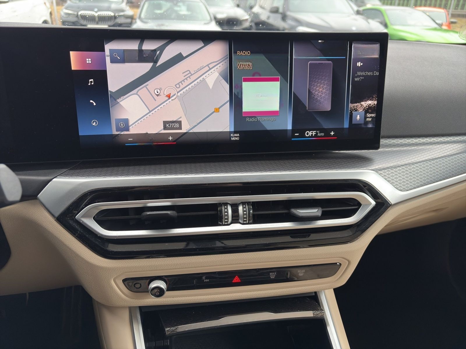 BMW 330e xDrive Limousine M Sport ACC LH Widscreen foto 8