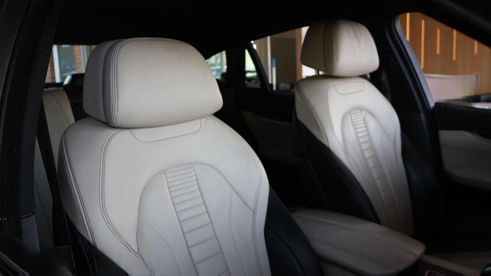 BMW X6 xDrive 50 i M Sportpaket* Kamera* Garantie*  foto 28