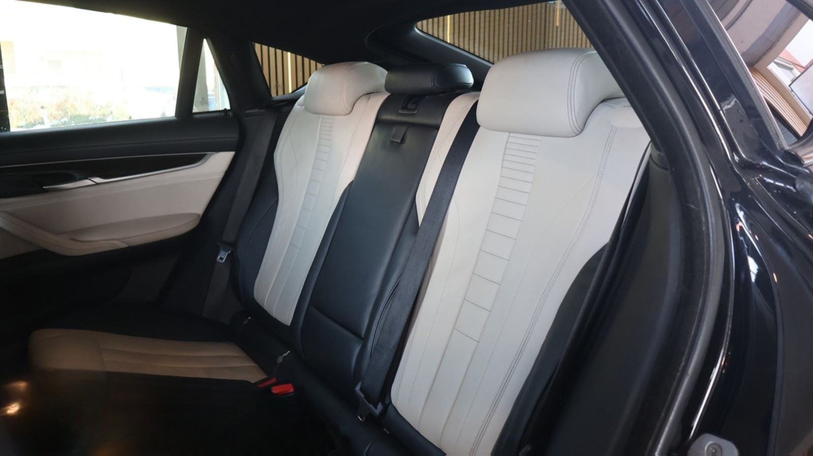 BMW X6 xDrive 50 i M Sportpaket* Kamera* Garantie*  foto 33