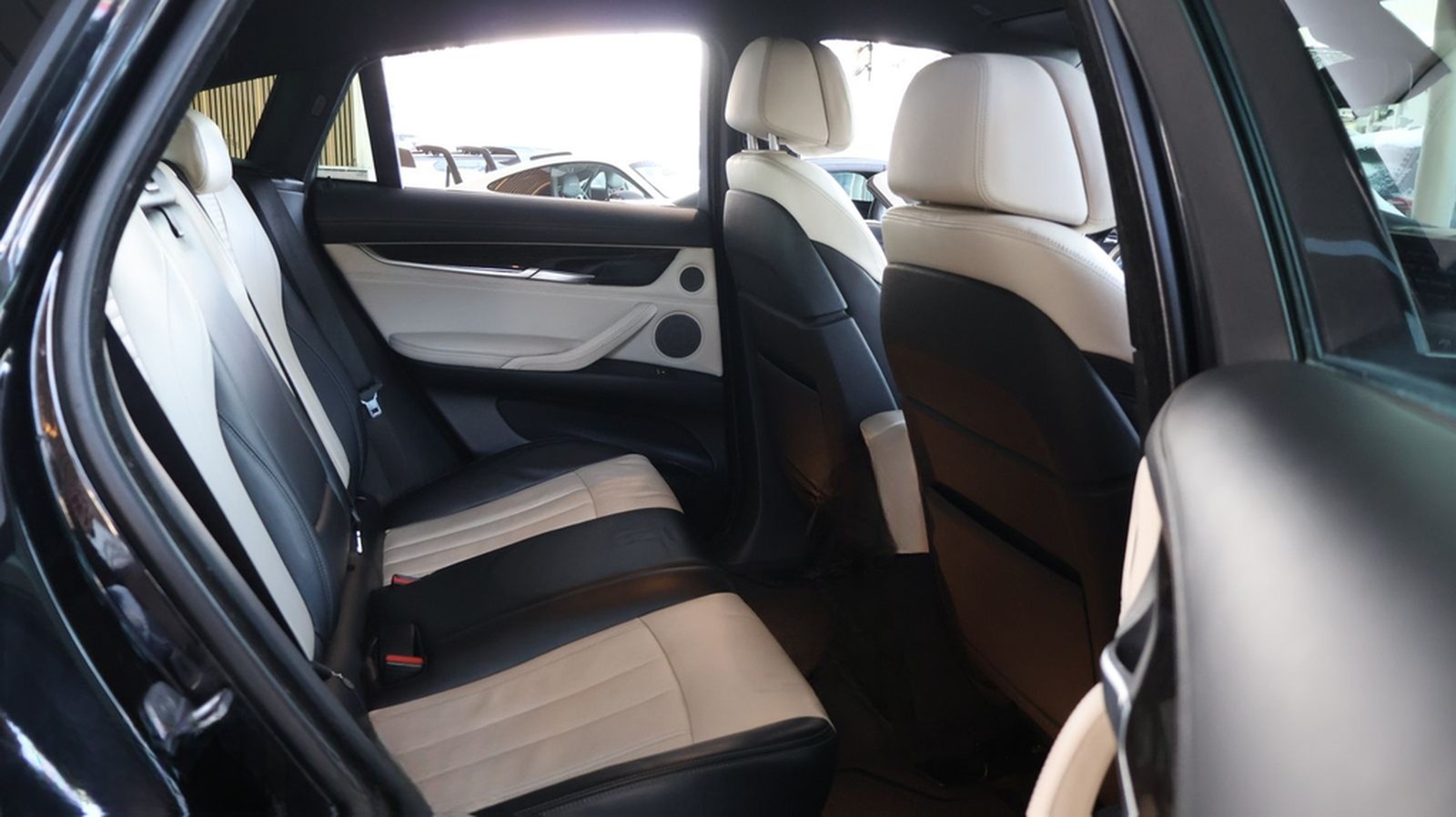 BMW X6 xDrive 50 i M Sportpaket* Kamera* Garantie*  foto 34