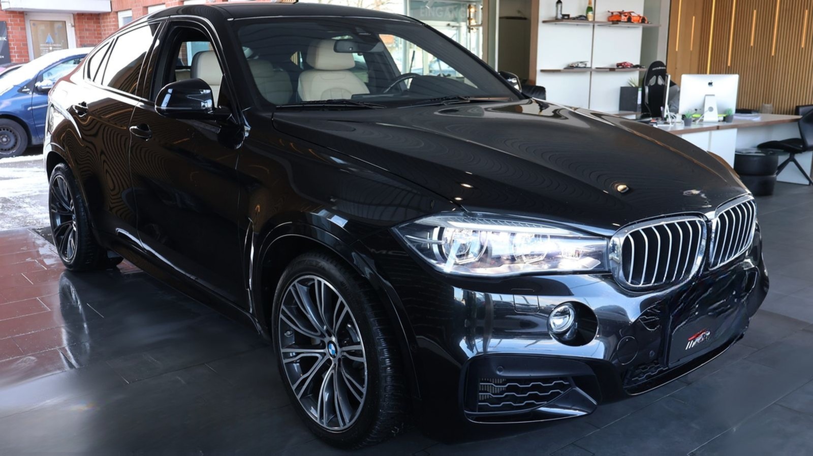 BMW X6 xDrive 50 i M Sportpaket* Kamera* Garantie*  foto 8