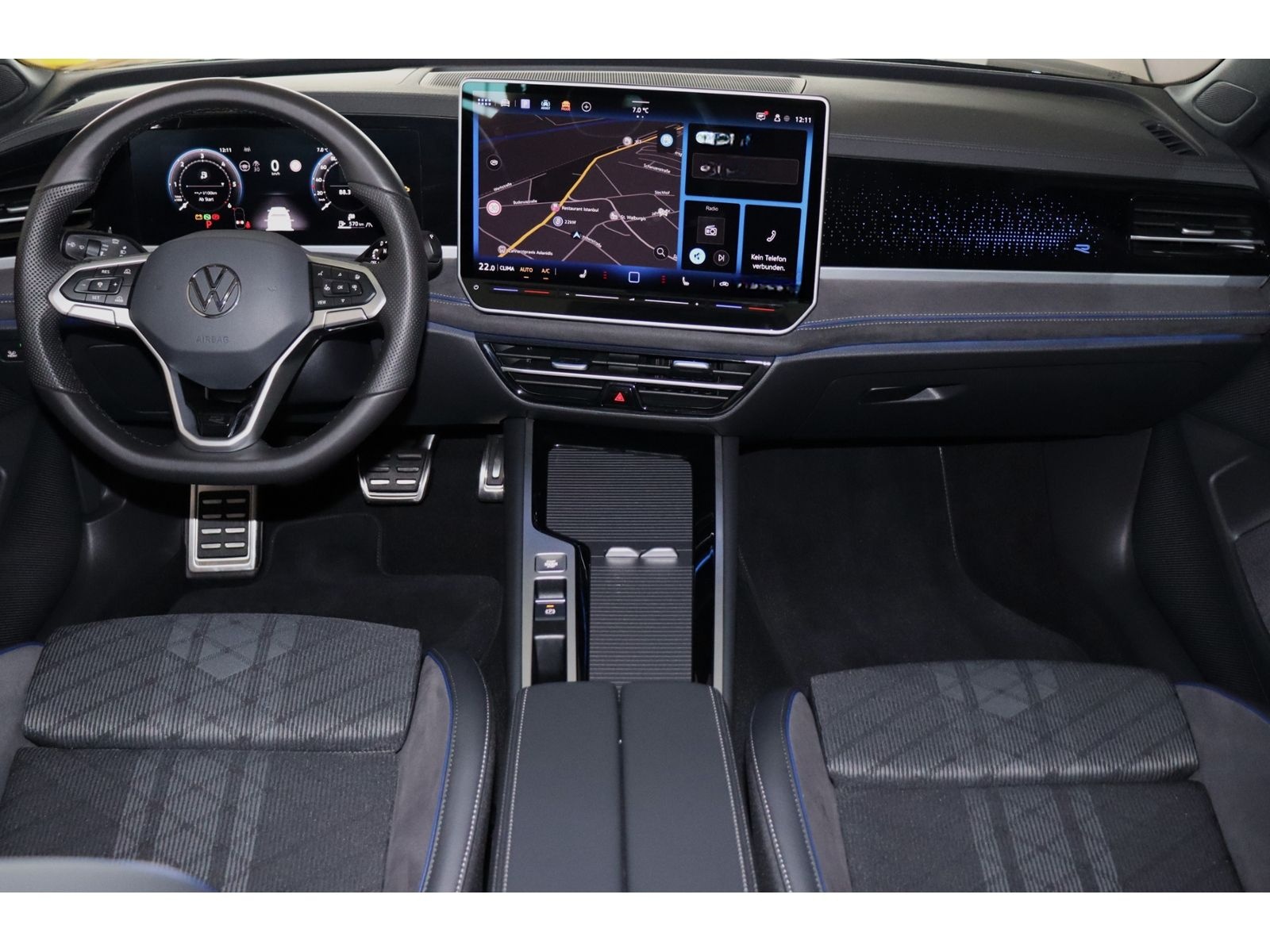 Volkswagen Passat Variant 2.0 TDI DSG R-Line*AHK*ACC foto 21