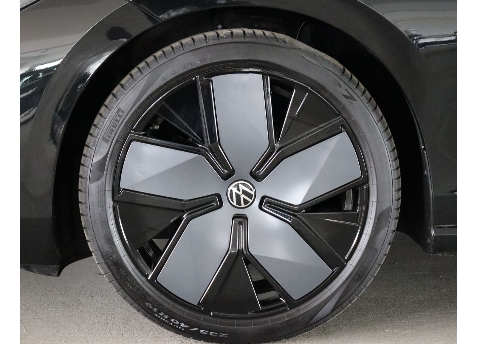 Volkswagen Passat Variant 2.0 TDI DSG R-Line*AHK*ACC foto 6