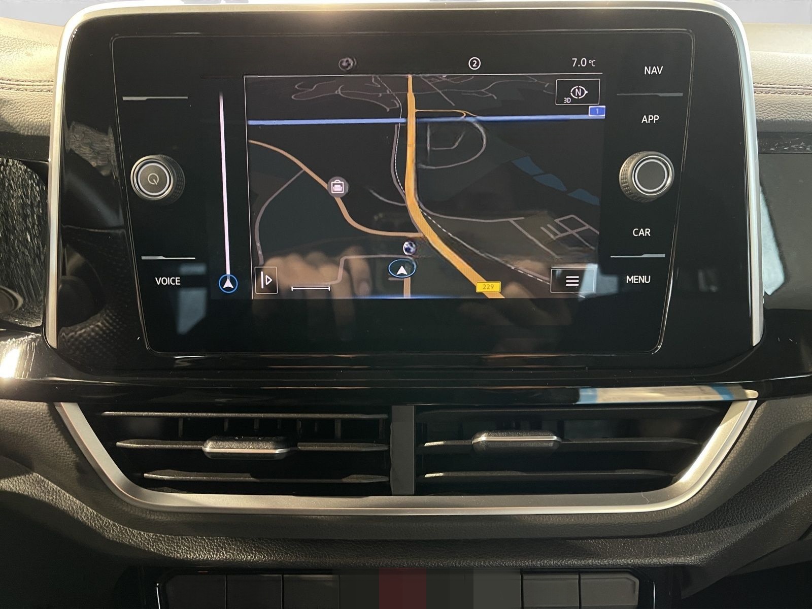 Volkswagen T-Roc 1.0 TSI R-LINE PARKLENK KAMERA NAVI LED+ foto 15