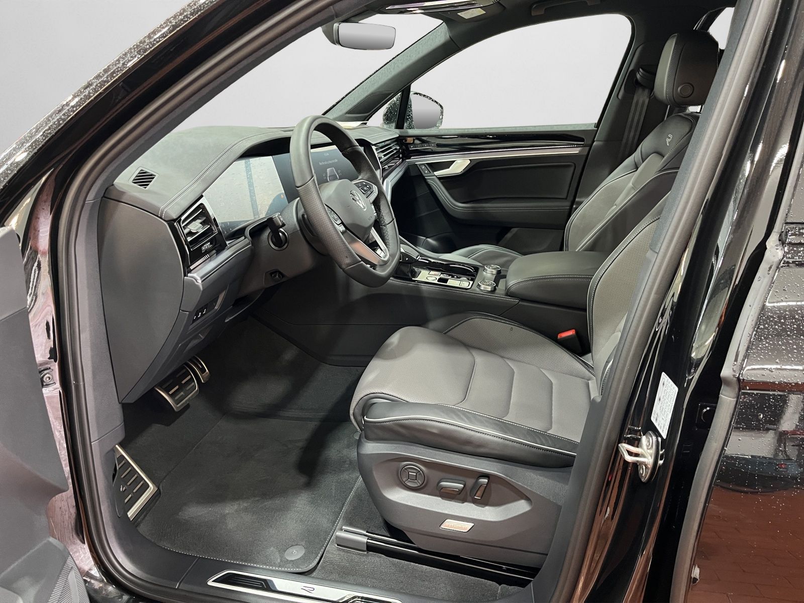 Volkswagen Touareg 3,0 TDI R-Line 4 Motion AHK/RFK/Panorama foto 12