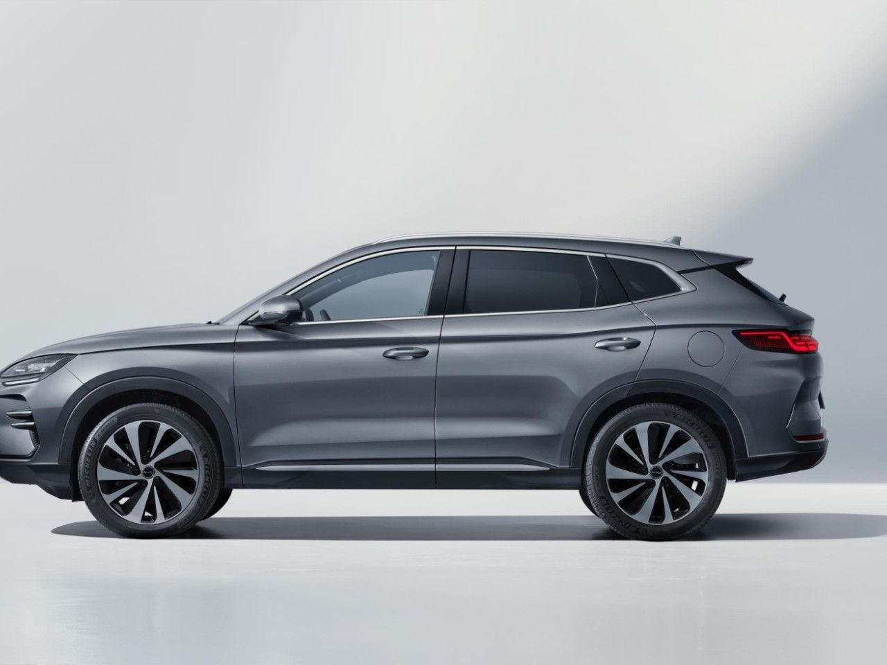 BYD Seal U DM-i Boost 1.5 Bestellfahrzeug foto 4