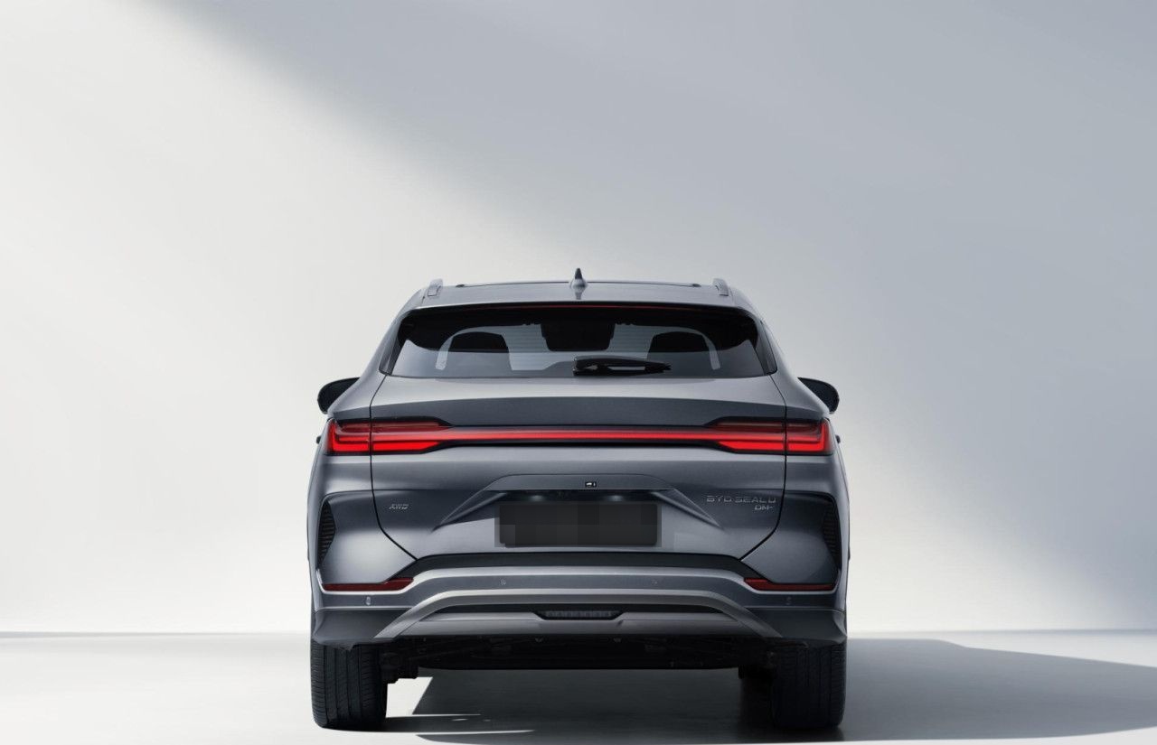 BYD Seal U DM-i Boost 1.5 Bestellfahrzeug foto 6