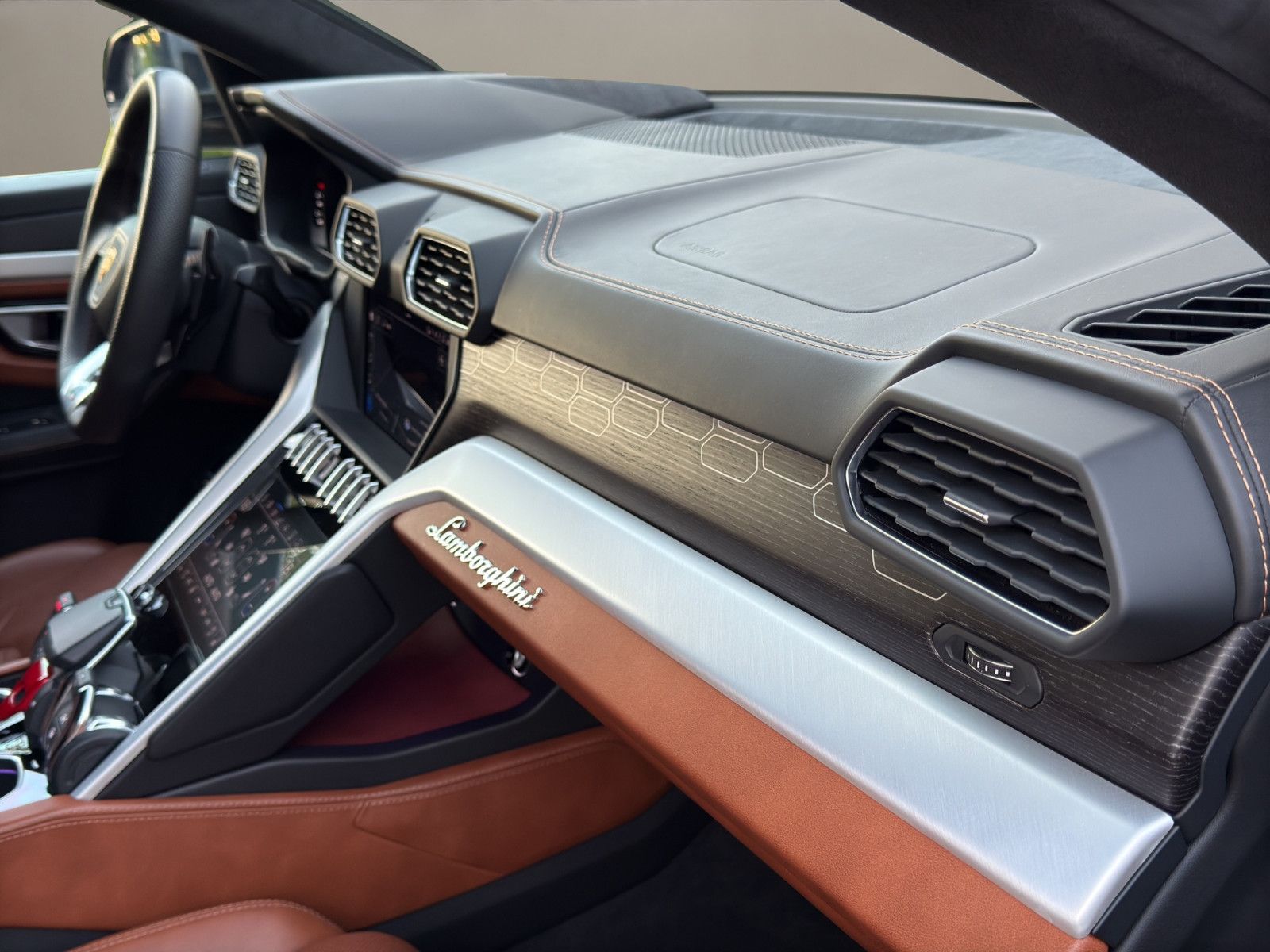 Lamborghini Urus  Panorama/23 Zoll/B&O foto 16