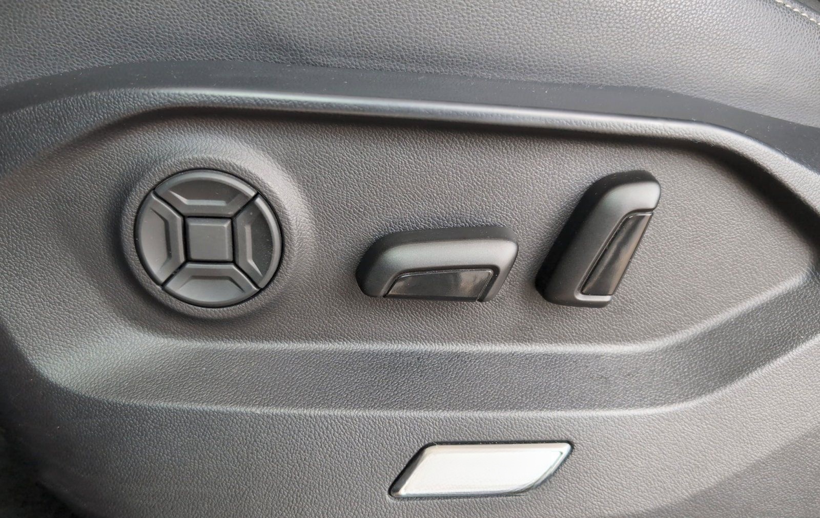 Volkswagen  4.0 TDI  R-Line/Nachtsicht/Luft/Standhzg foto 11