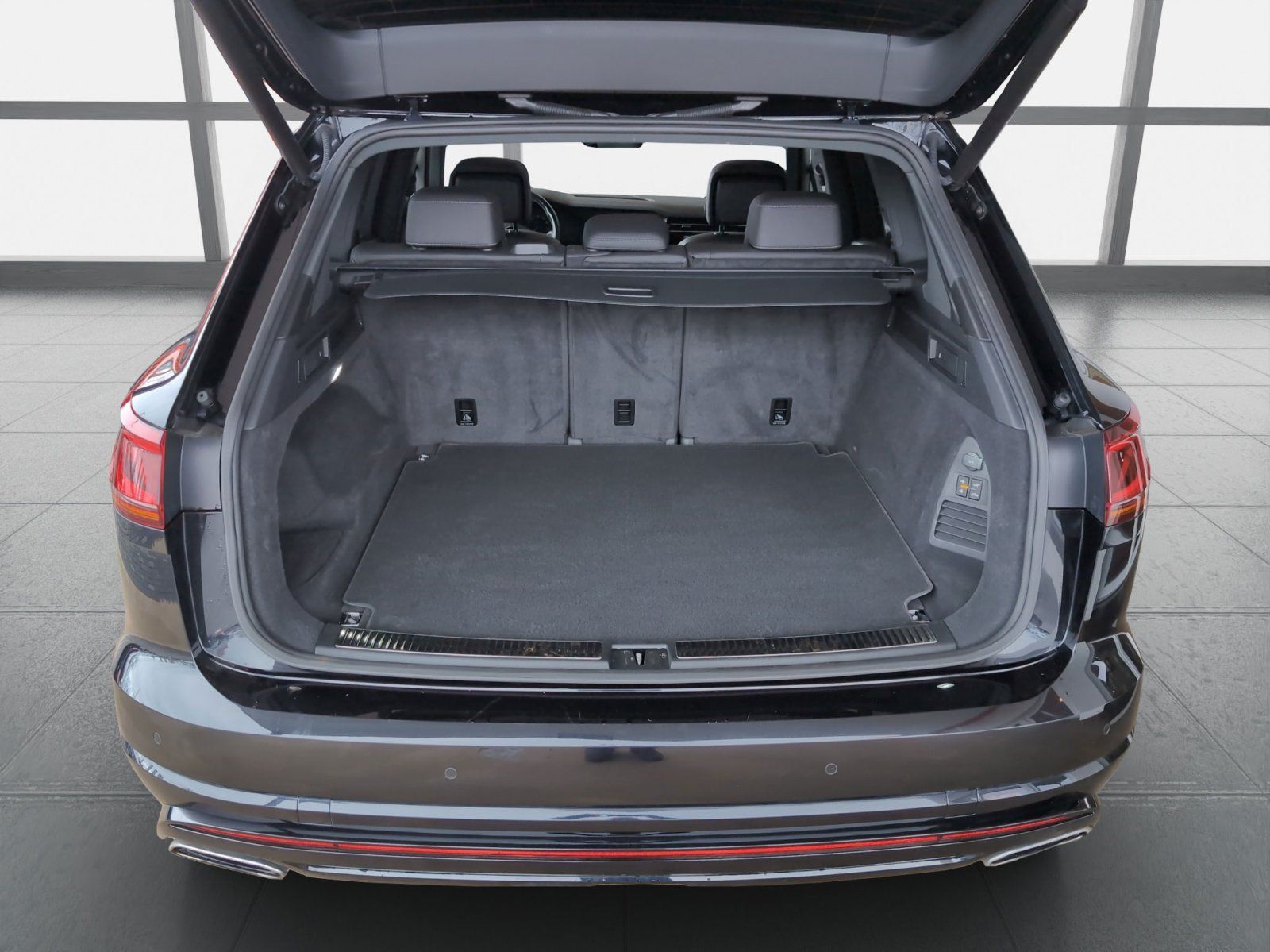 Volkswagen  4.0 TDI  R-Line/Nachtsicht/Luft/Standhzg foto 19