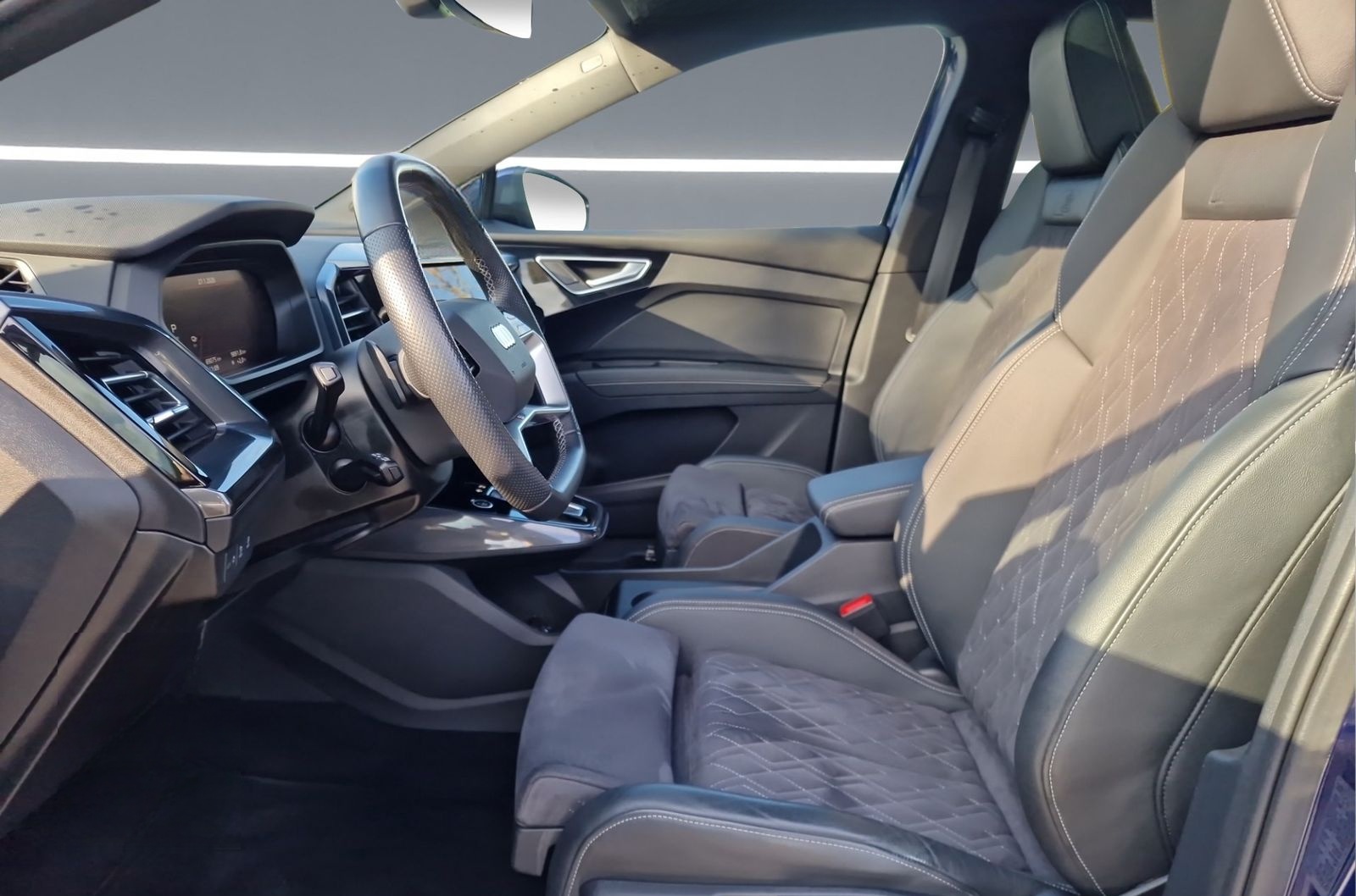 Audi Q4 Sportback e-tron 50 S line qu Pano MATRIX HuD foto 19