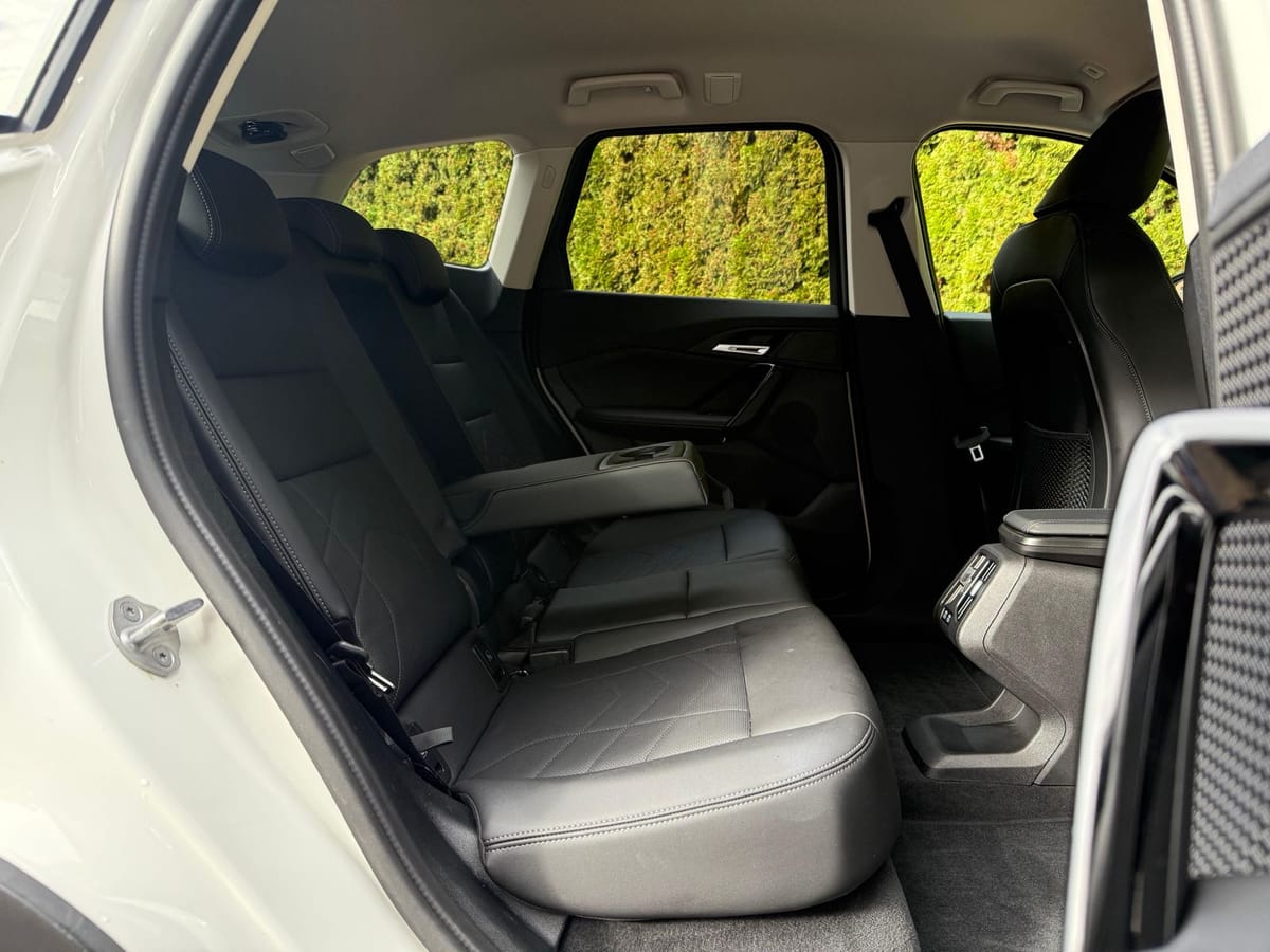 BMW iX1 30 xDrive 64 kWh SHADOW+LIFE+SHZ+KAM+LEDER+M foto 11