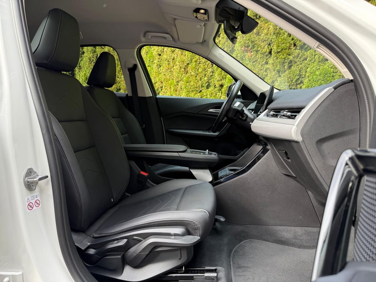 BMW iX1 30 xDrive 64 kWh SHADOW+LIFE+SHZ+KAM+LEDER+M foto 12