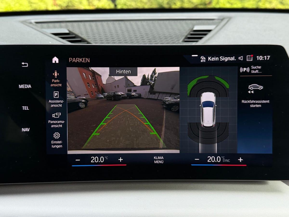 BMW iX1 30 xDrive 64 kWh SHADOW+LIFE+SHZ+KAM+LEDER+M foto 24