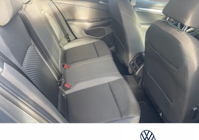 Volkswagen Golf 1.5 TSI LED NAV STHZ SHZ EPH ALLSEASON Acti foto 9