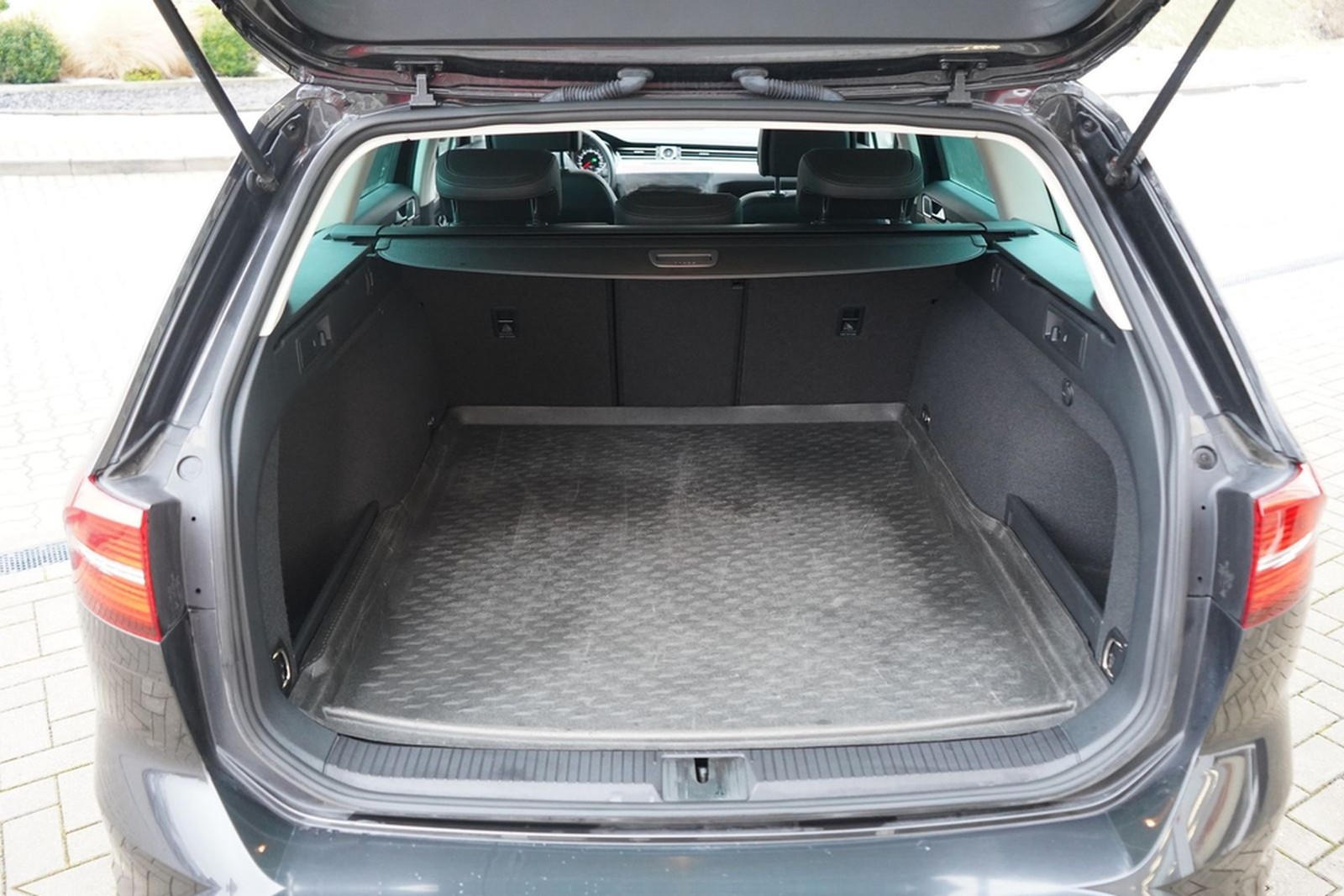 Volkswagen Passat Variant 2.0 Highline LED ACC Sitzheizung foto 40
