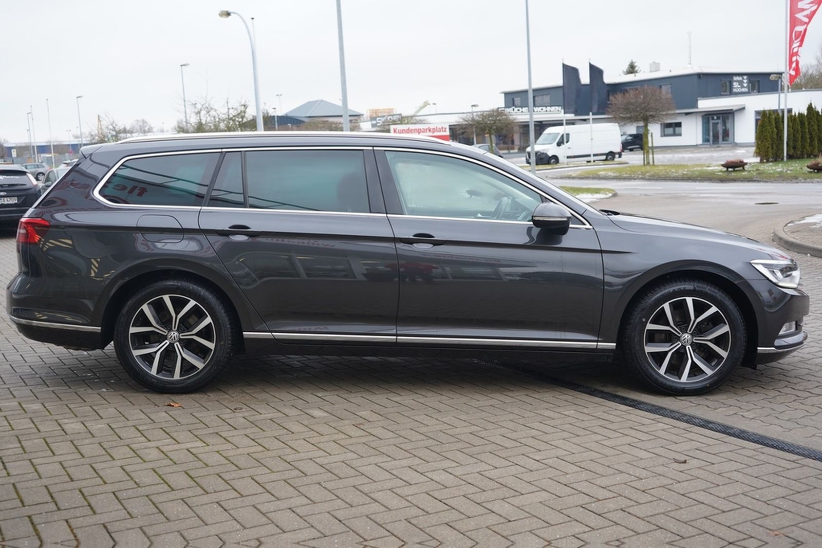 Volkswagen Passat Variant 2.0 Highline LED ACC Sitzheizung foto 7