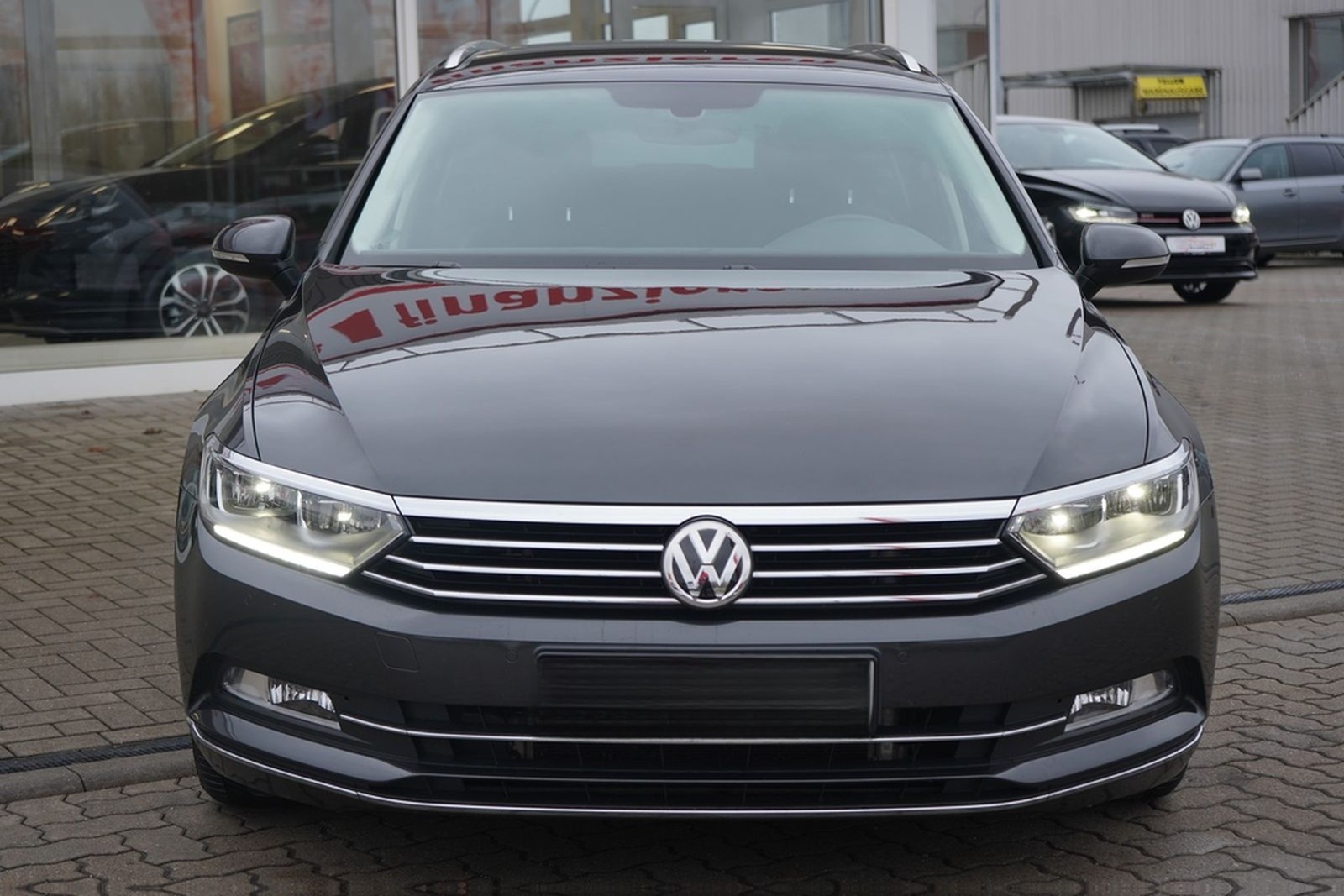 Volkswagen Passat Variant 2.0 Highline LED ACC Sitzheizung foto 9