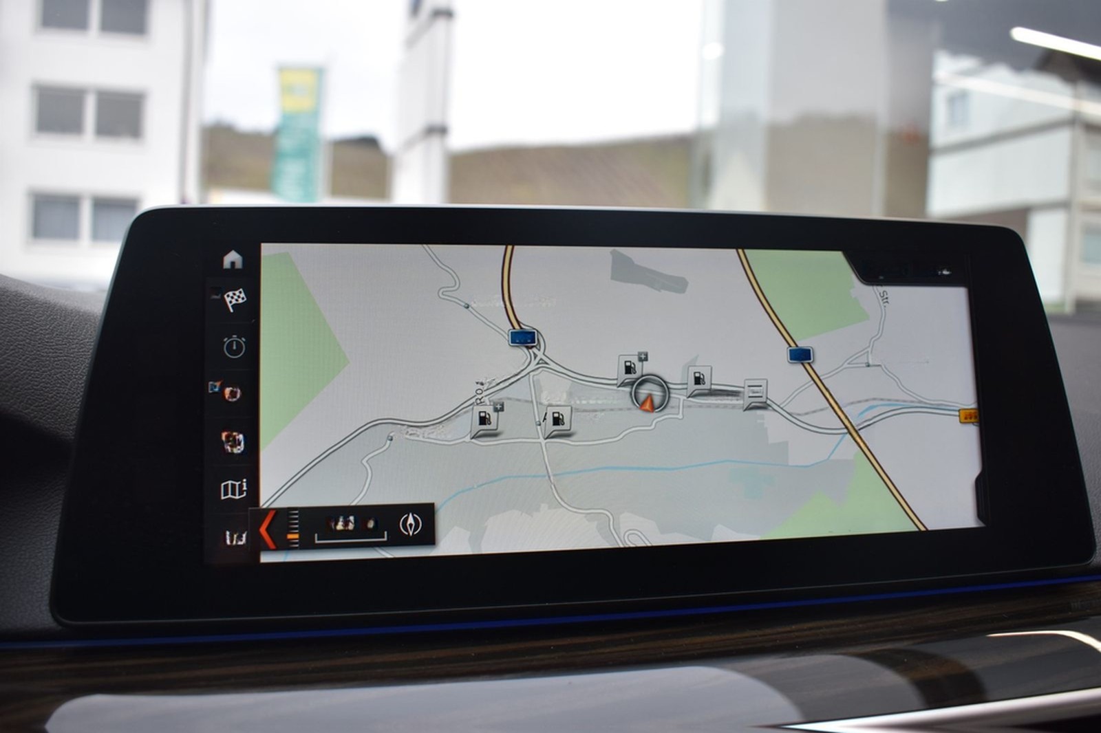 BMW 530d Limousine M Sportpaket Head-Up HiFi LED foto 16