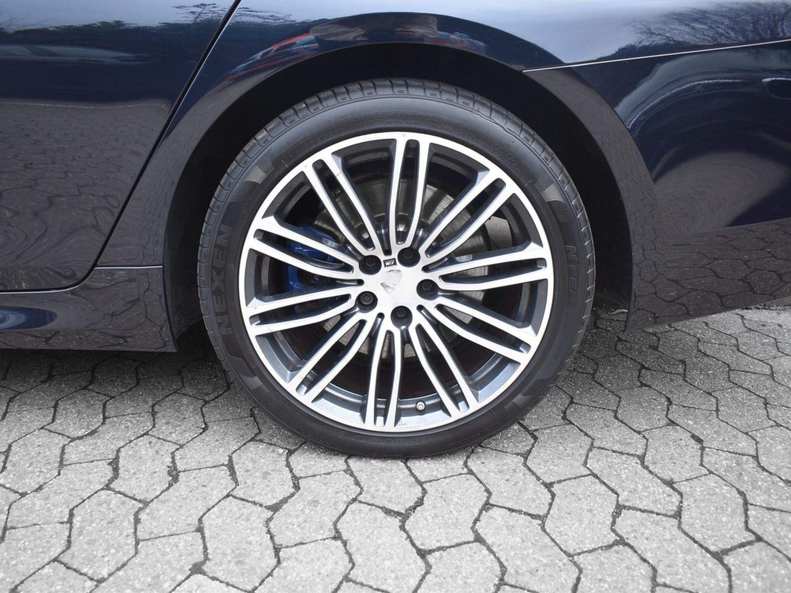 BMW 530d Limousine M Sportpaket Head-Up HiFi LED foto 4