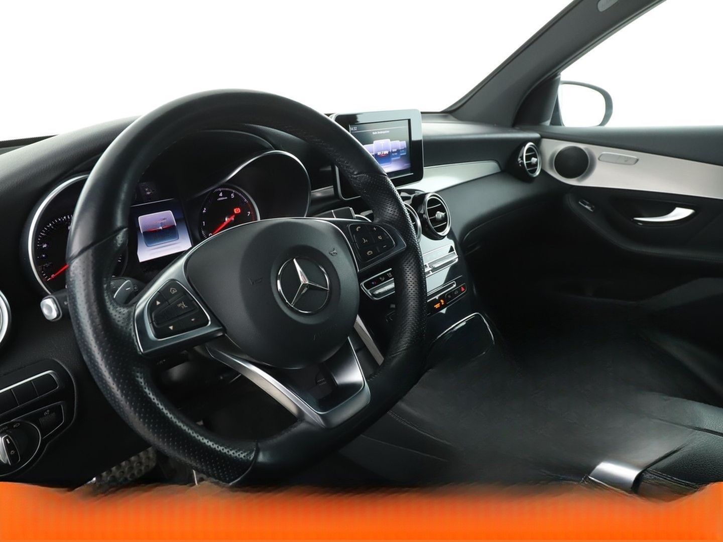 Mercedes-Benz GLC-Klasse GLC 250 4Matic AMG Line Aut.*NAVI*LED foto 11