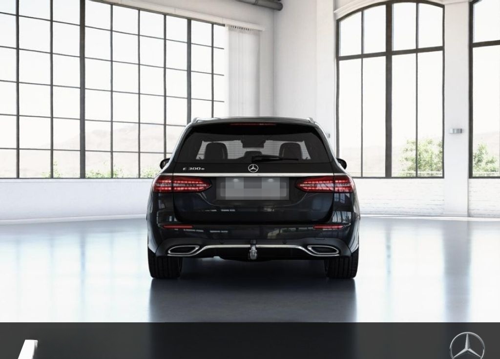 Mercedes-Benz E 300 e T AMG Sport Distr Navi LED AHK Wide Kame foto 6