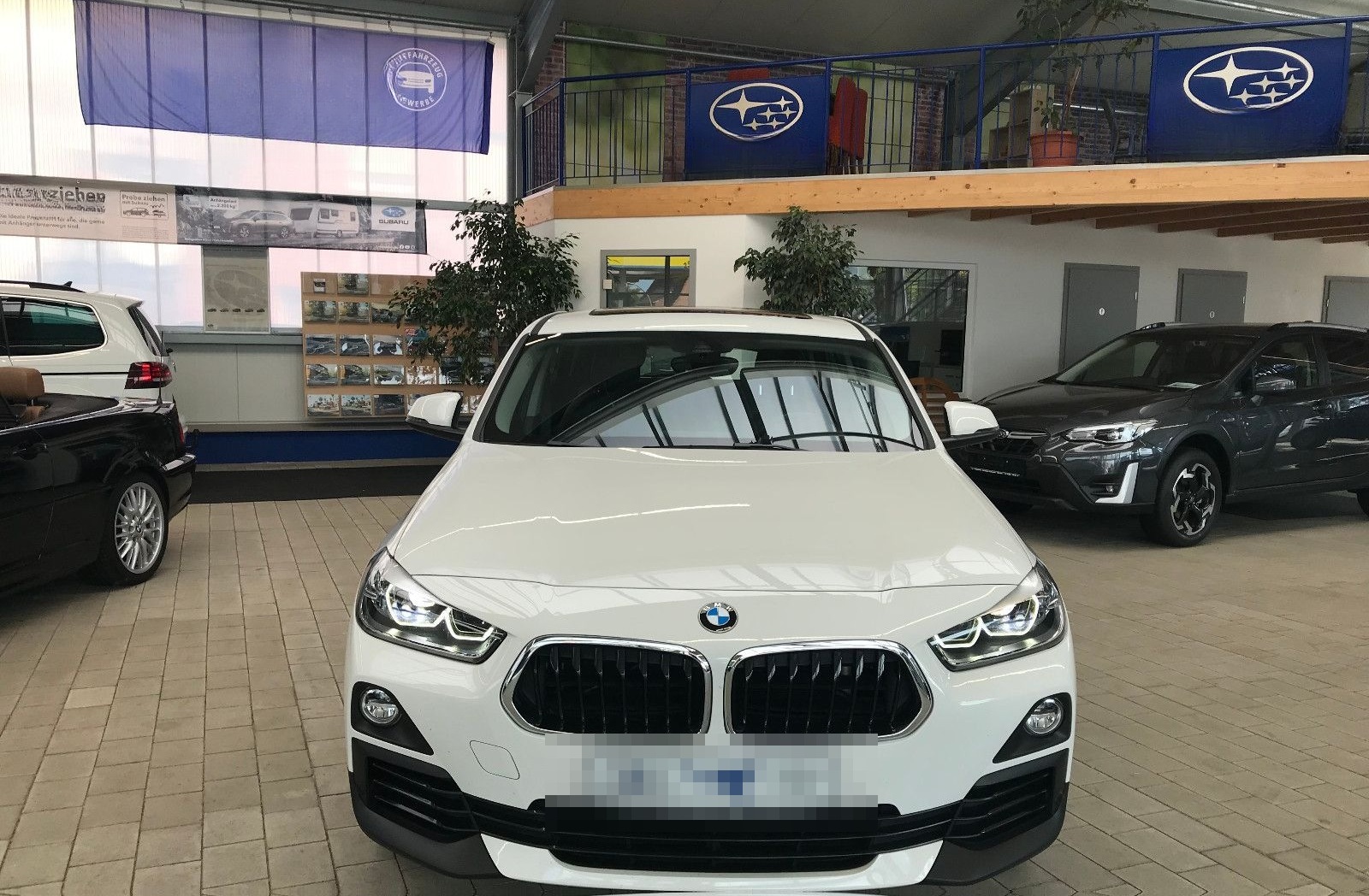 BMW X2 xDrive 18 d Advantage, Rückfahrkamera foto 6