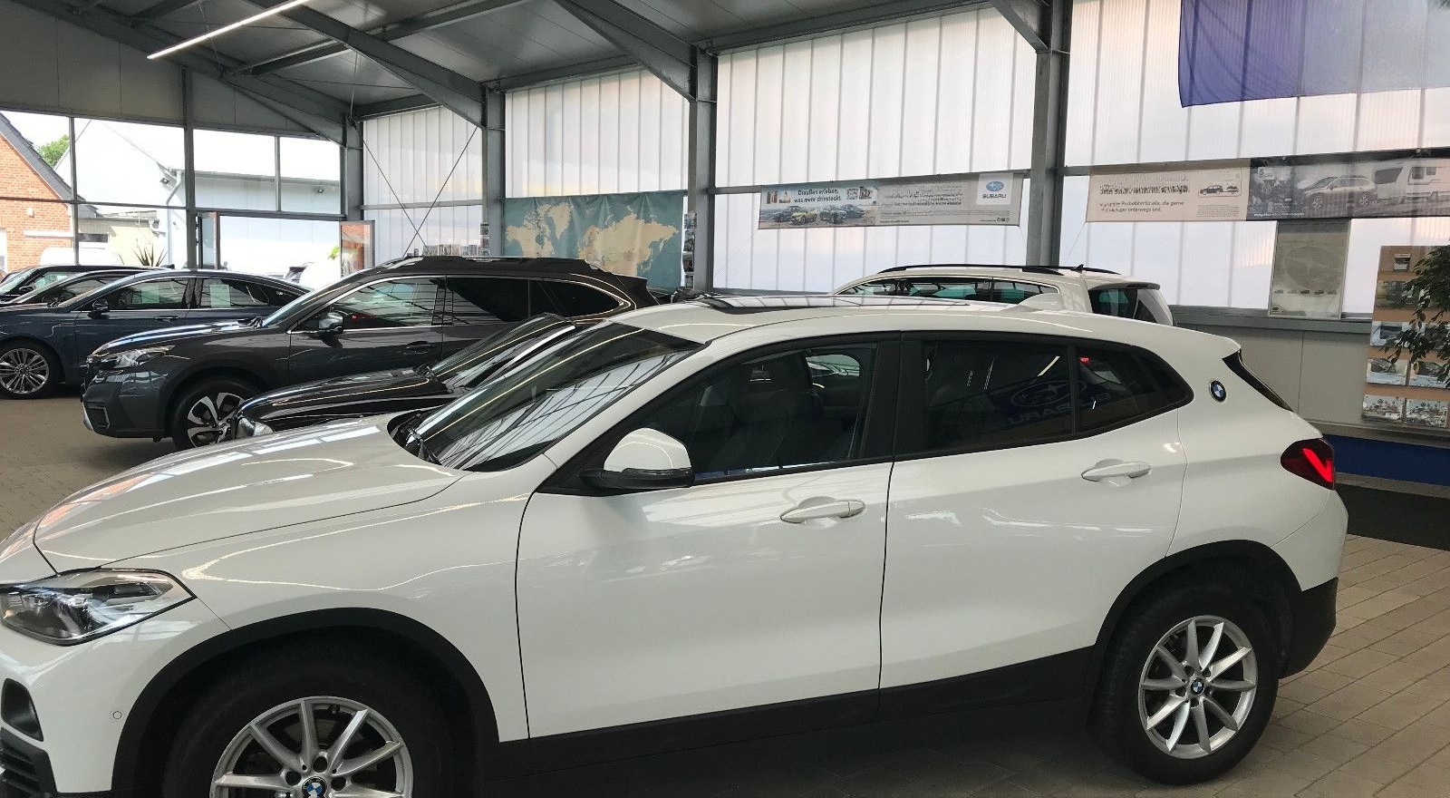 BMW X2 xDrive 18 d Advantage, Rückfahrkamera foto 8