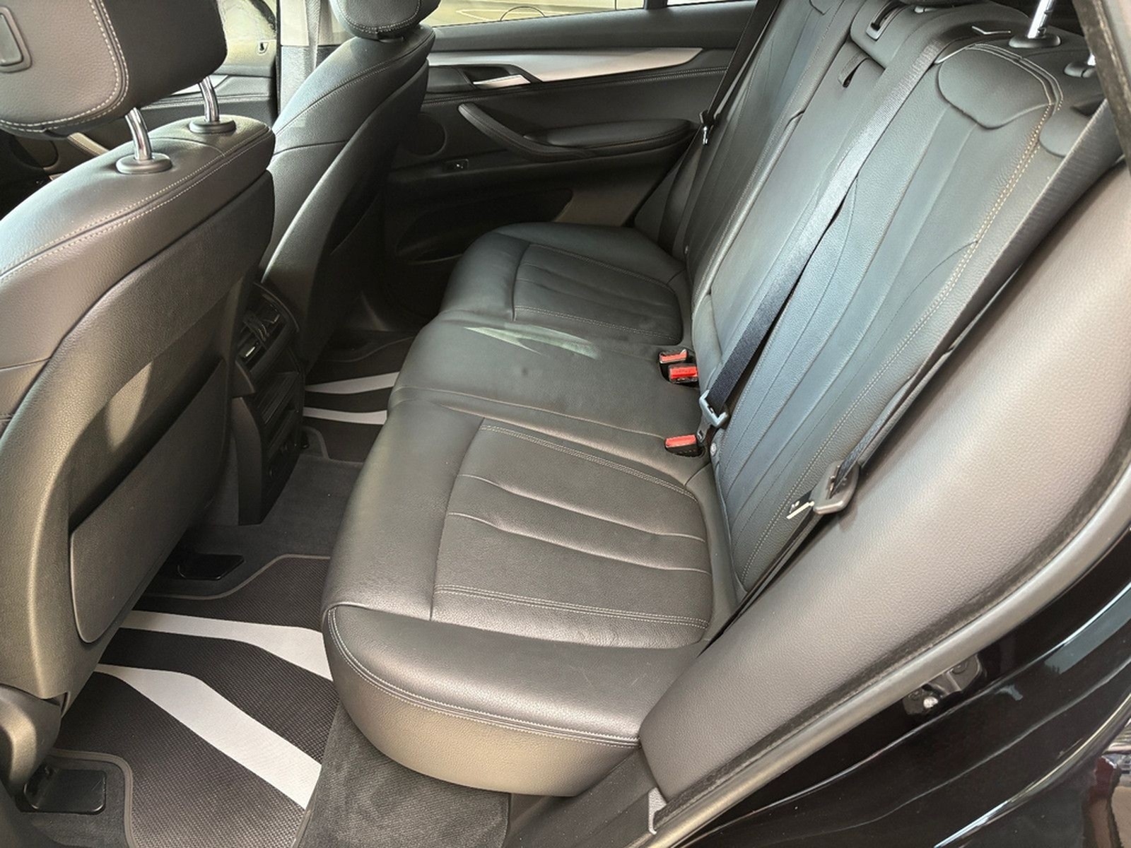 BMW X5 xDrive 40 d Leder Neue Reifen Neue Inspektion foto 11