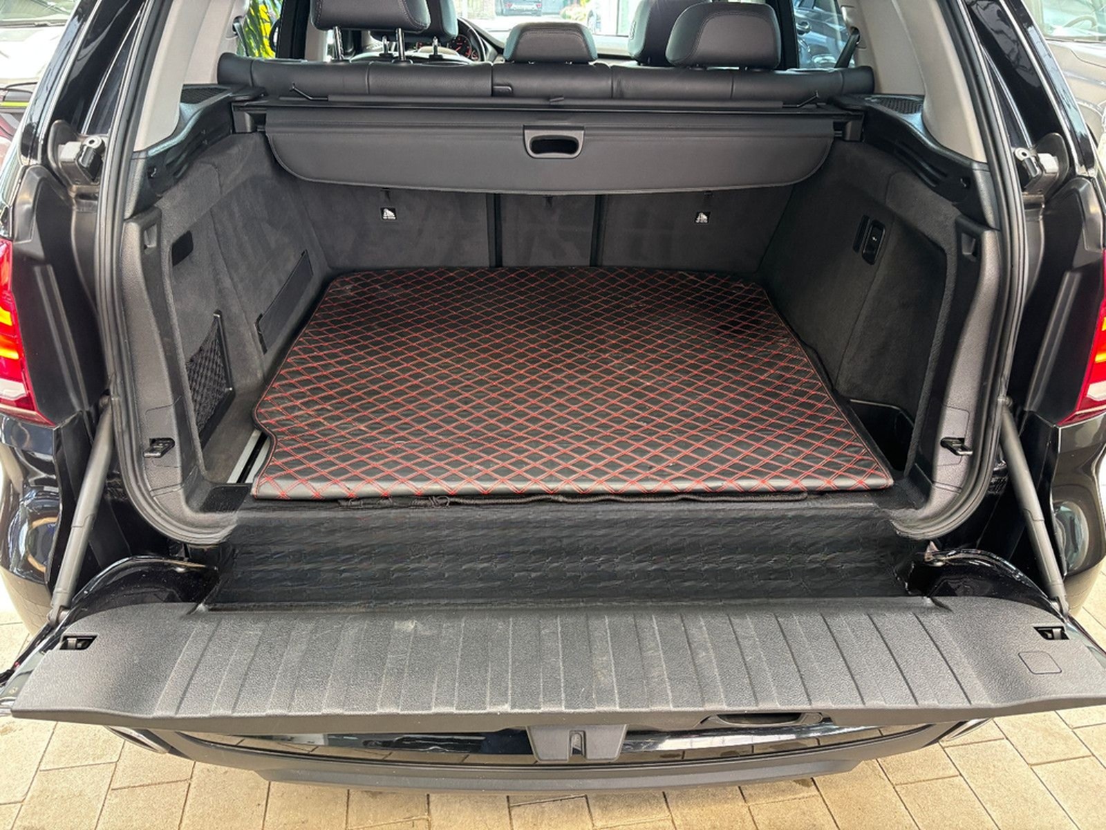 BMW X5 xDrive 40 d Leder Neue Reifen Neue Inspektion foto 13