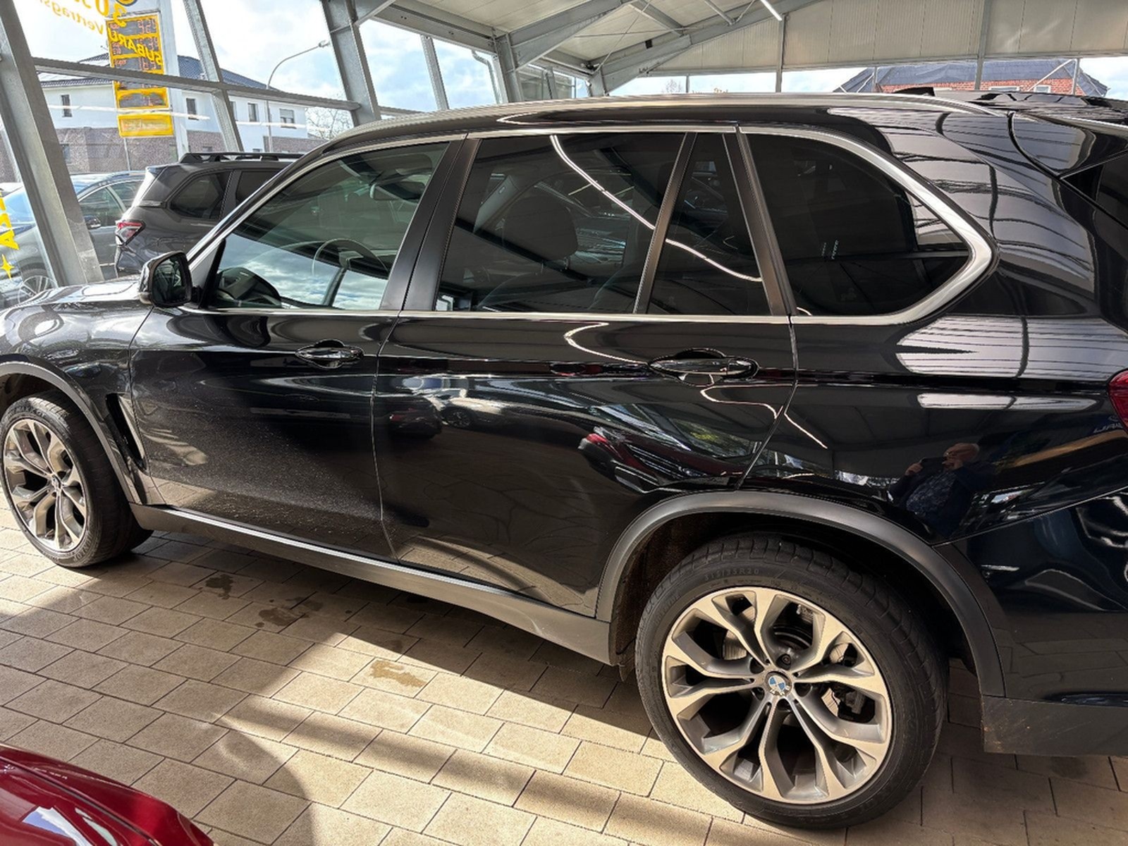 BMW X5 xDrive 40 d Leder Neue Reifen Neue Inspektion foto 5