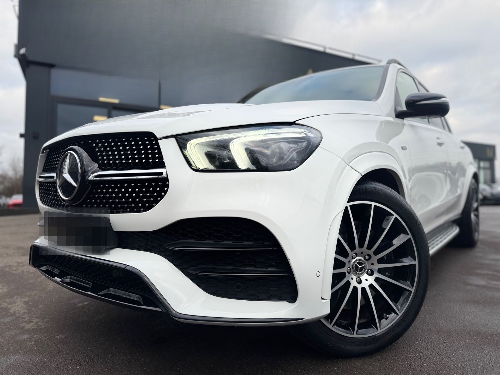 Mercedes-Benz GLE350de 4M*AMG-LINE*NIGHT*AHK*21.ZOLL* foto 11