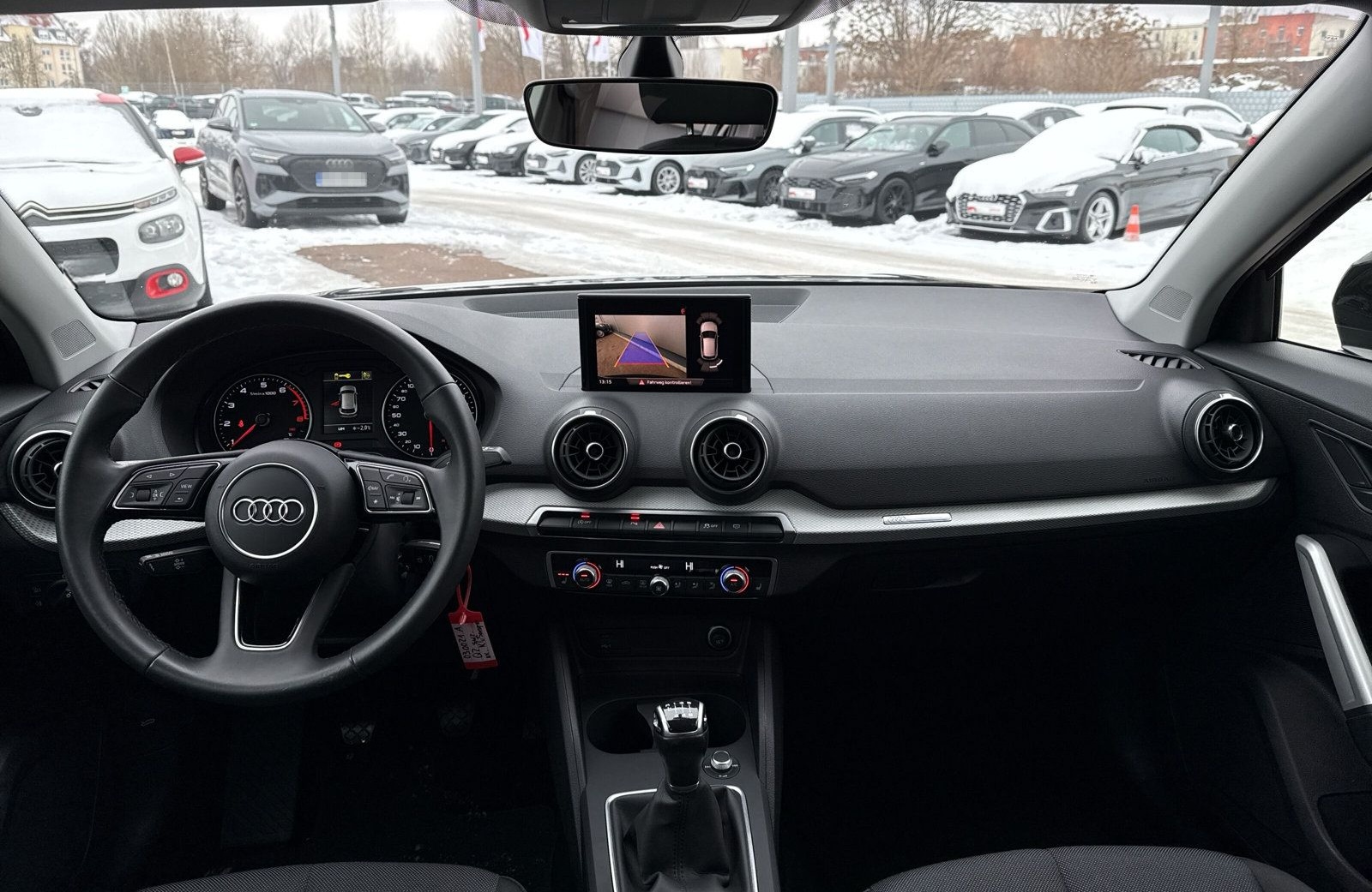 Audi Q2 35 TFSI advanced LED Kamera Parkass. foto 15