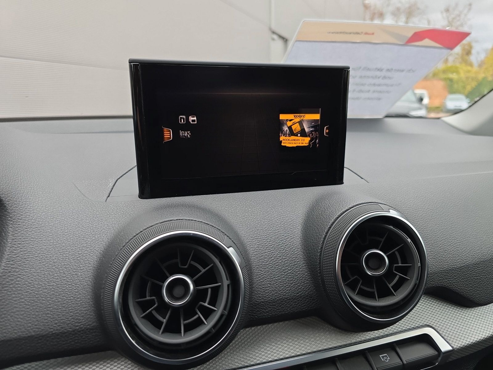 Audi Q2 35 TFSI advanced LED Kamera Parkass. foto 17