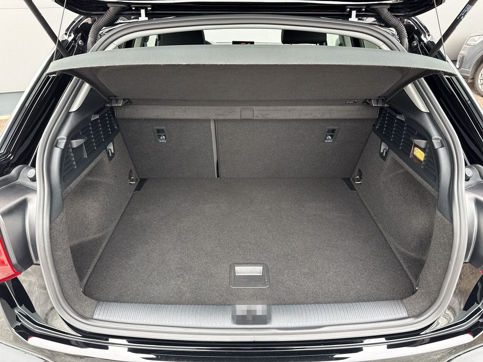 Audi Q2 35 TFSI advanced LED Kamera Parkass. foto 8