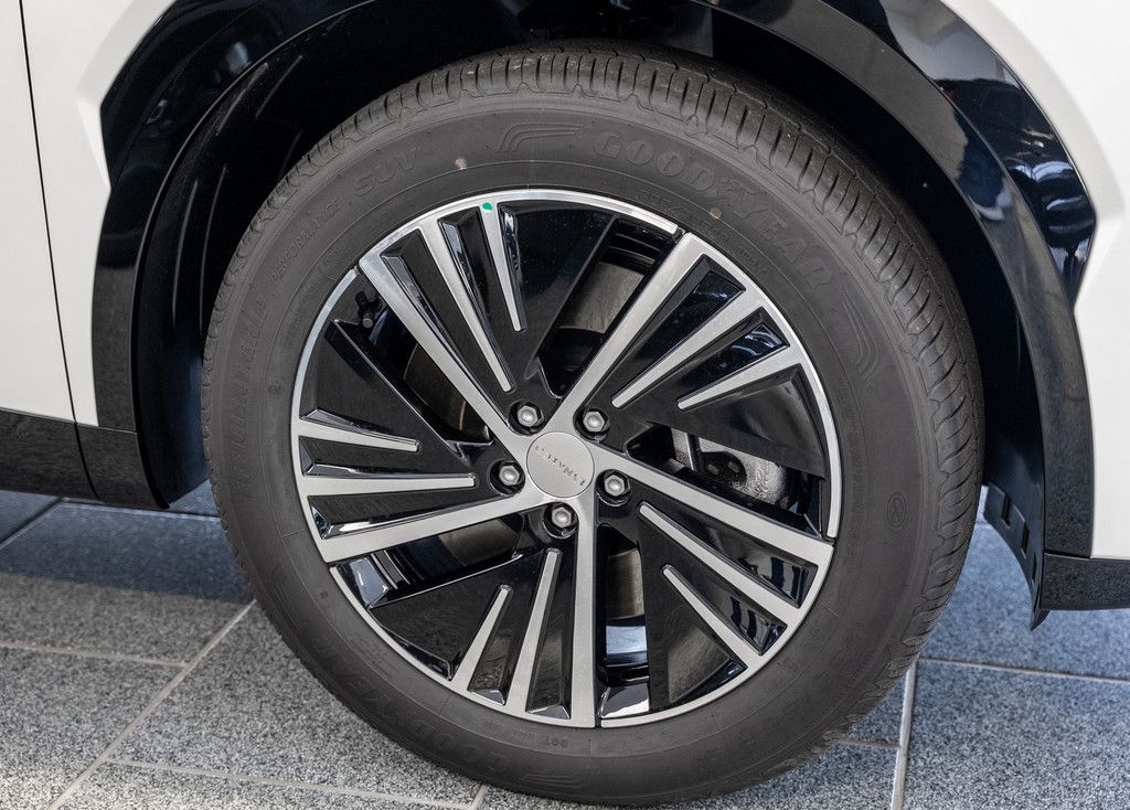 Lynk&Co 08 Core SHZ KAMERA NAVI W-LAN ACC LED PANO 360° foto 7