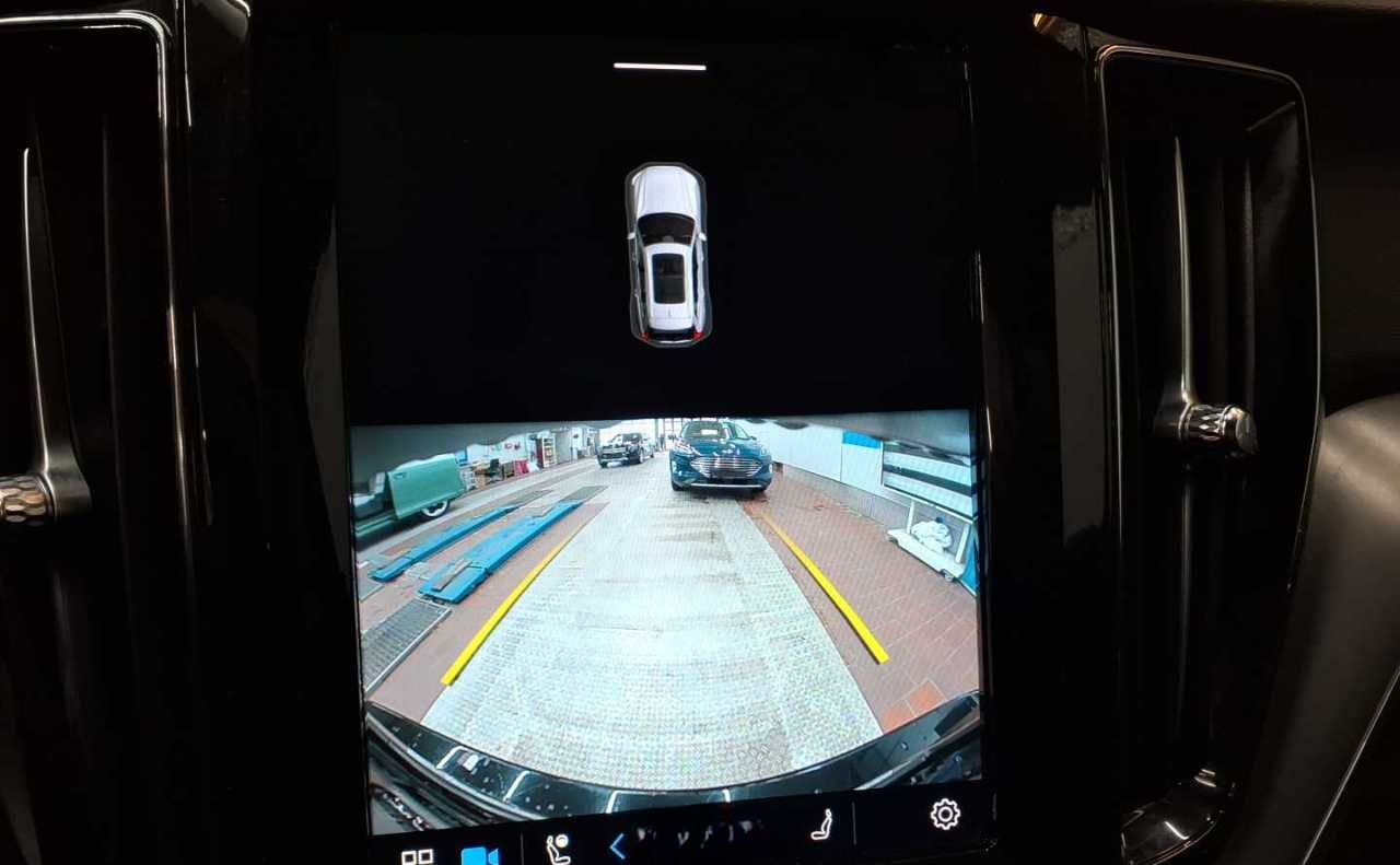 Volvo XC60 Core Kamera*ACC*LED*Navi*Winter*Spur*TWinke foto 14