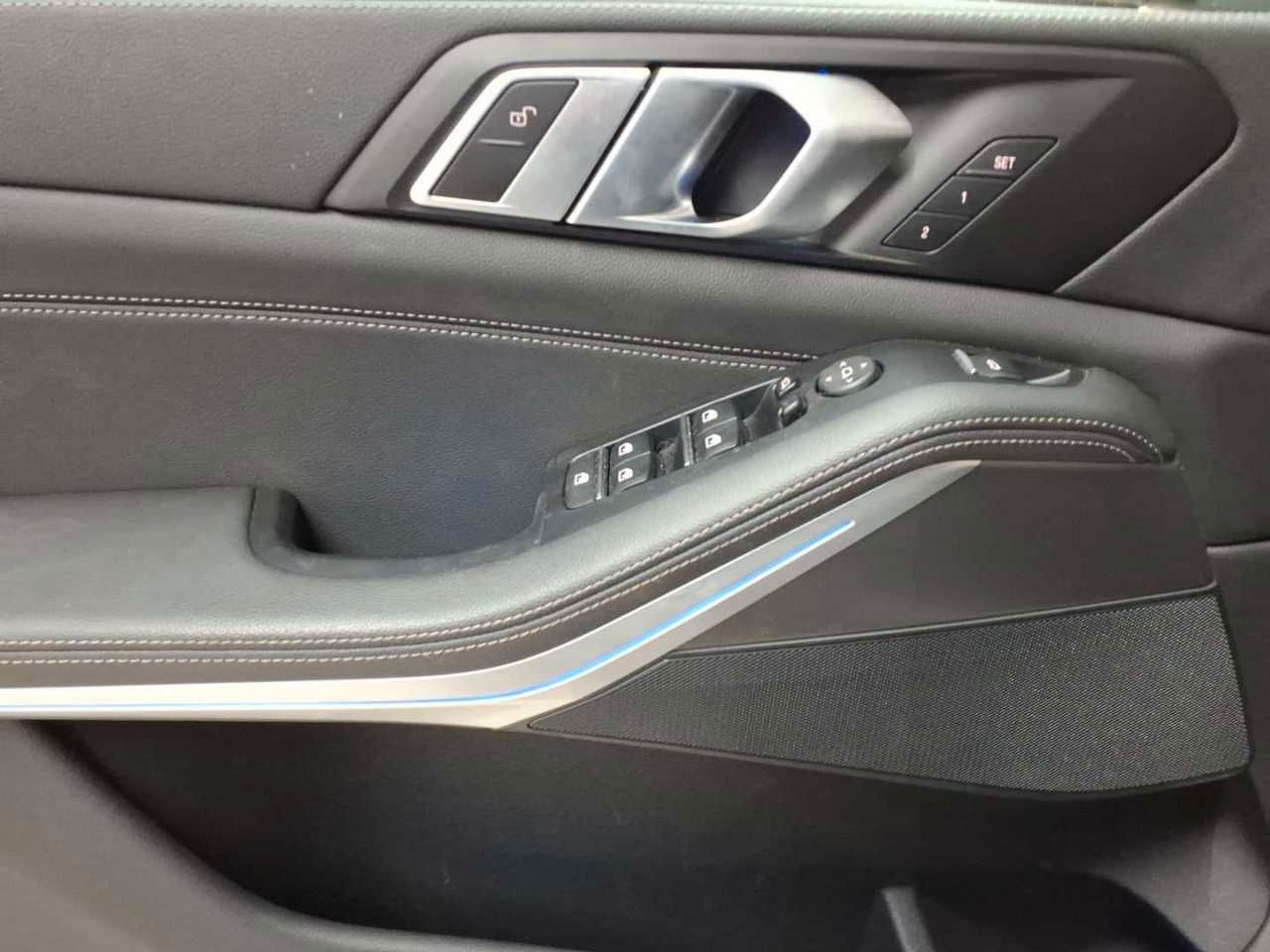 BMW X5 xDrive30d xLine Navi HuD Leder SHZ foto 4