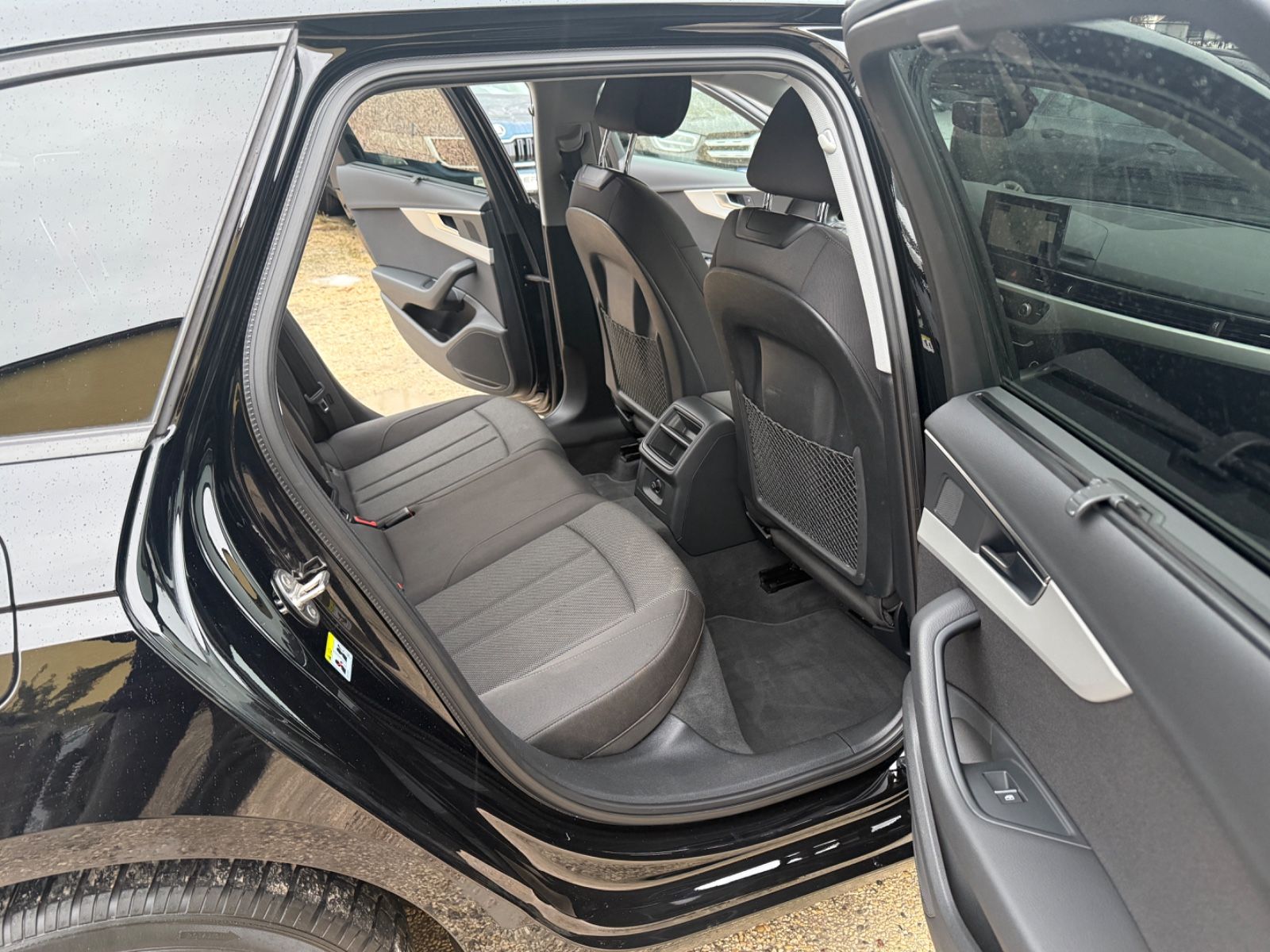 Audi A4 Avant 35 TDI ACC Keyless BliSp 360°Kamera foto 14