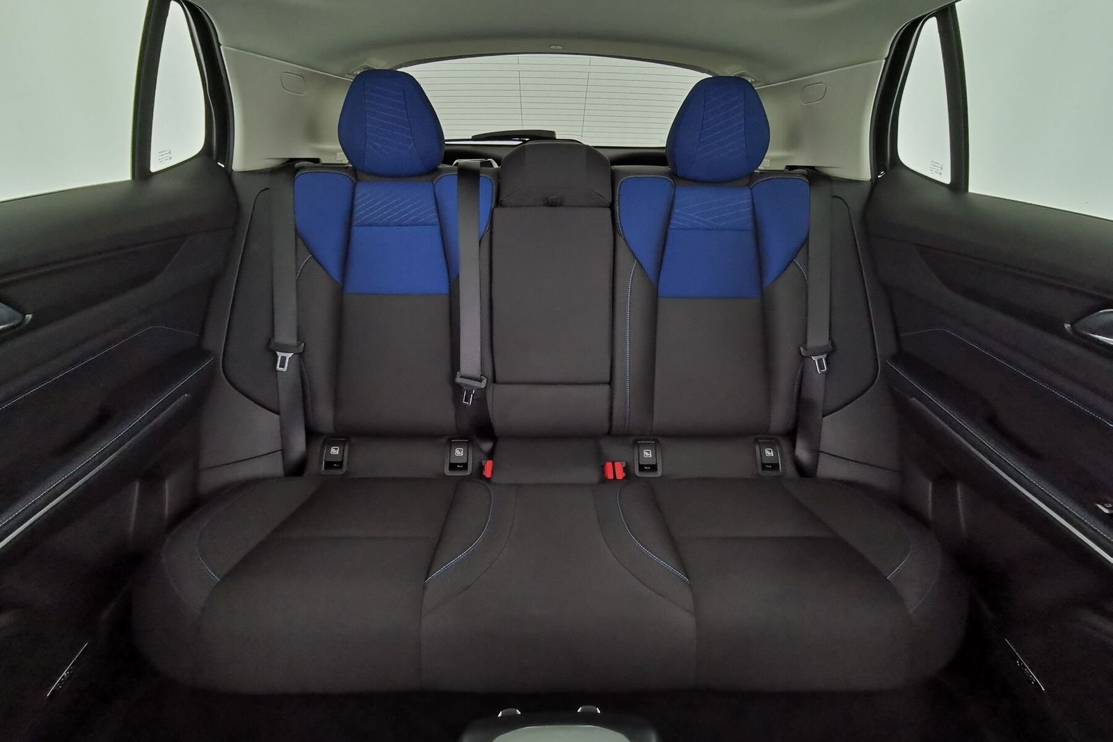 Lynk&Co 01 1.5T HEV Nav|ACC|Pano|LED|360Alarm|SHZ|20 ACC foto 16