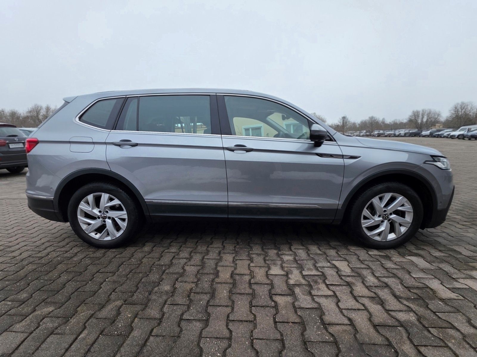 Volkswagen Tiguan Allspace Life 4Motion foto 5
