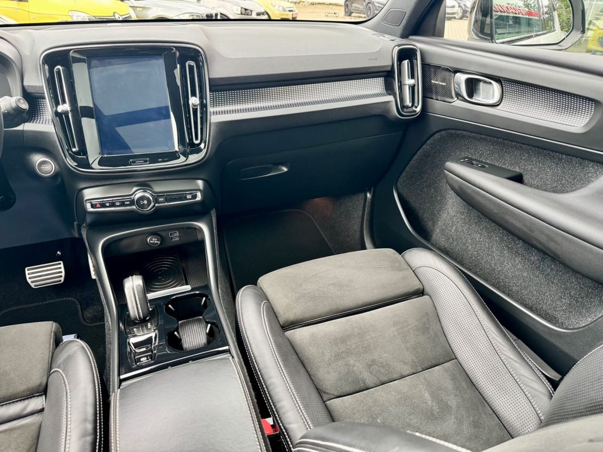 Volvo XC 40 R Design AWD Automatik 360°Kamera Navi foto 15