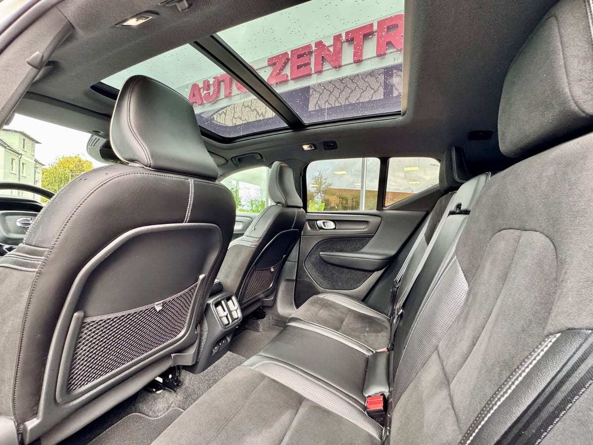 Volvo XC 40 R Design AWD Automatik 360°Kamera Navi foto 19