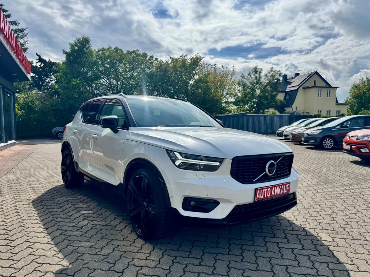 Volvo XC 40 R Design AWD Automatik 360°Kamera Navi foto 4